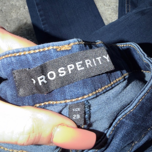 Prosperity dark wash super cute fringe Women's Classic Blue Skinny Jeans out in - Picture 6 of 6